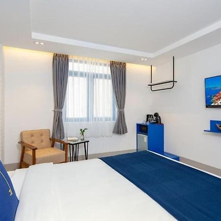 Lucia Beach Hotel Da Nang Buitenkant foto