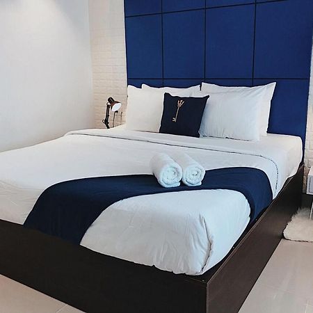 Lucia Beach Hotel Da Nang Buitenkant foto